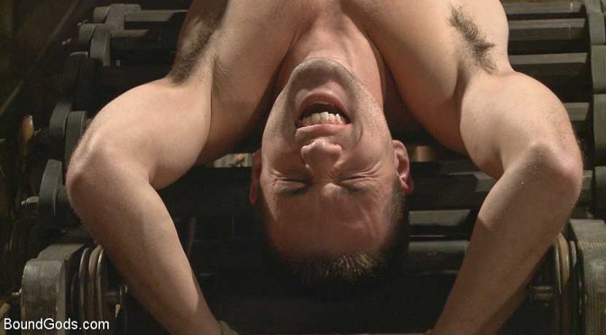 Male BDSM porn: Connor Maguire tests Dylan Knight’s hunger for pain