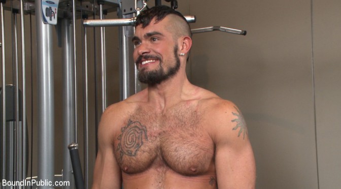 Horny gym goers dump their loads on muscled gym rat Aarin Asker