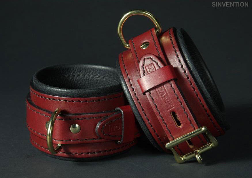 leather restraints