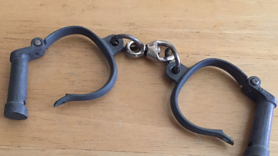 darby style handcuffs