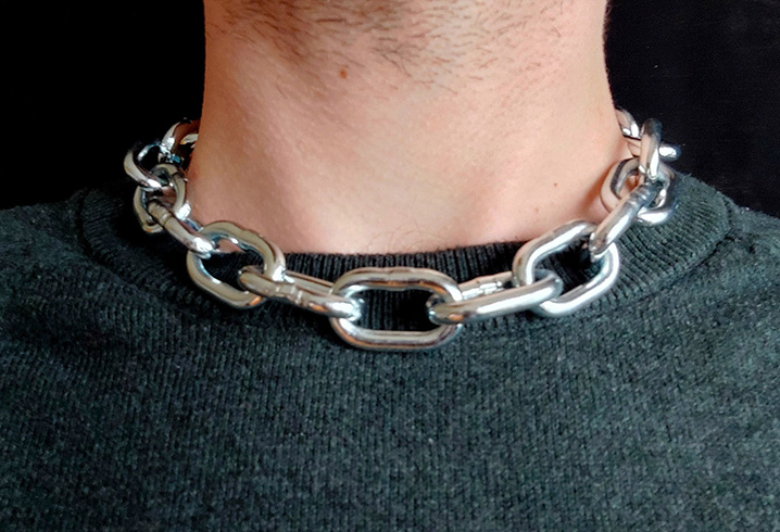 KinkyCollared is selling kinky necklaces on Etsy