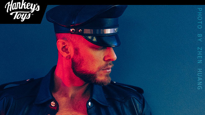 Wade Wolfgar signature dildo