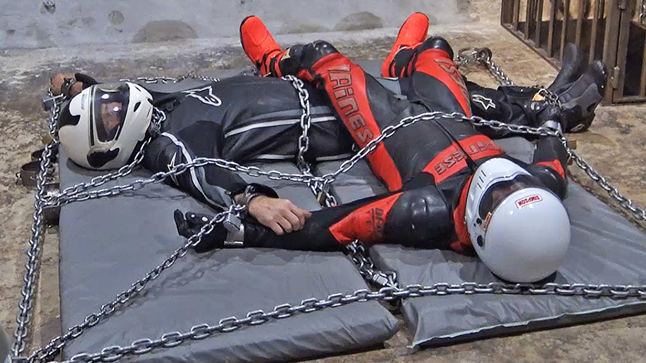 men in chains video